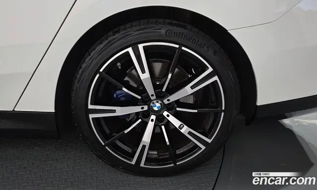 BMW 5 серия 2025 2.0 автомат (гидро), миниатюра 6