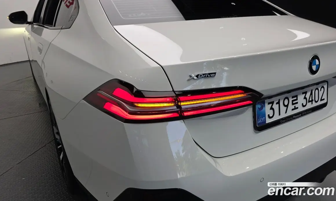 BMW 5 серия 2025 2.0 автомат (гидро), фото 8