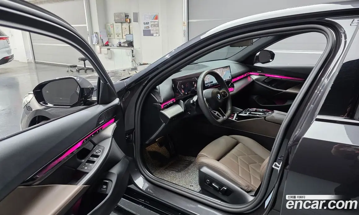 BMW 5 серия 2025 2.0 автомат (гидро), фото 13 BMW 5 серия 2025 2.0 автомат (гидро), фото 13
