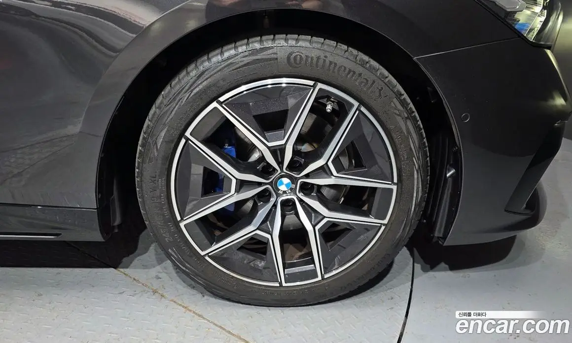 BMW 5 серия 2025 2.0 автомат (гидро), фото 7 BMW 5 серия 2025 2.0 автомат (гидро), фото 7