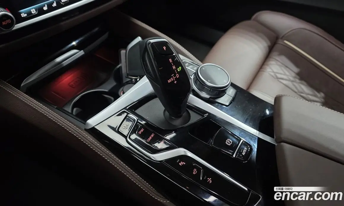 BMW 6 серия 2023 3.0 автомат (гидро), фото 12
