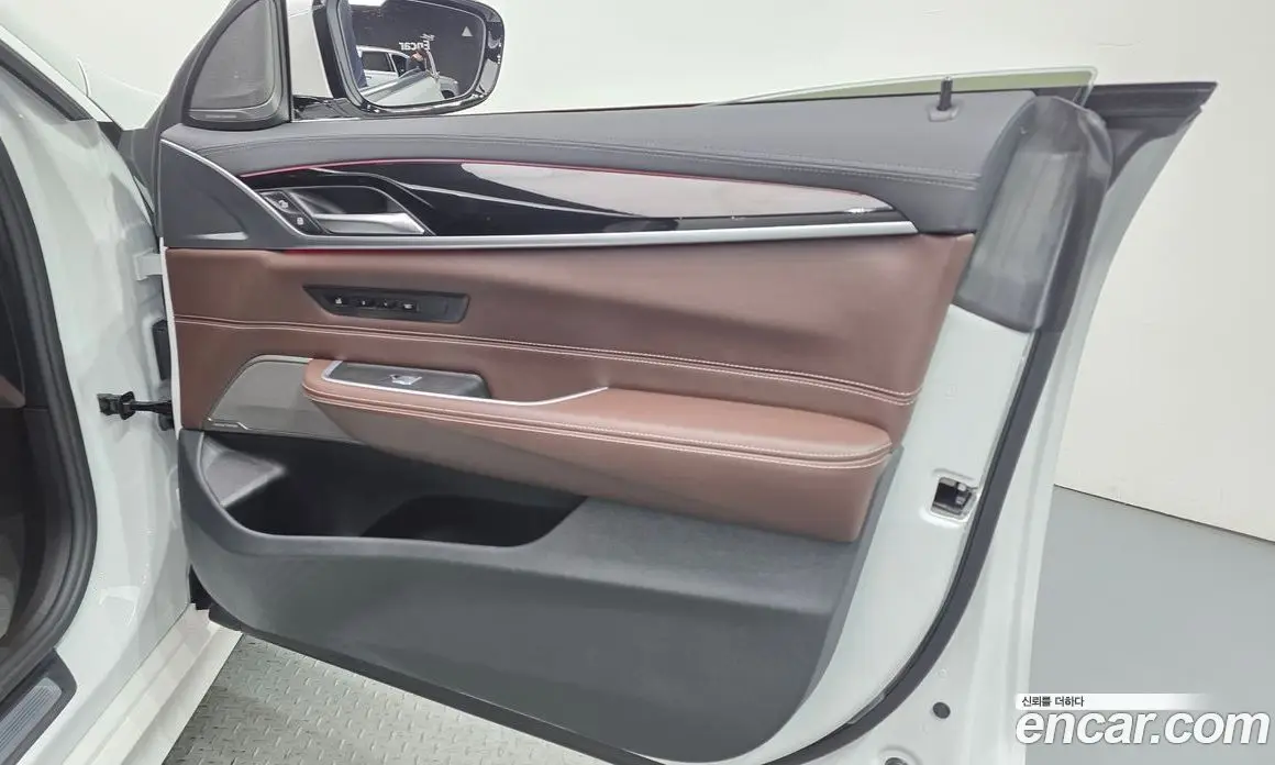BMW 6 серия 2023 3.0 автомат (гидро), фото 14