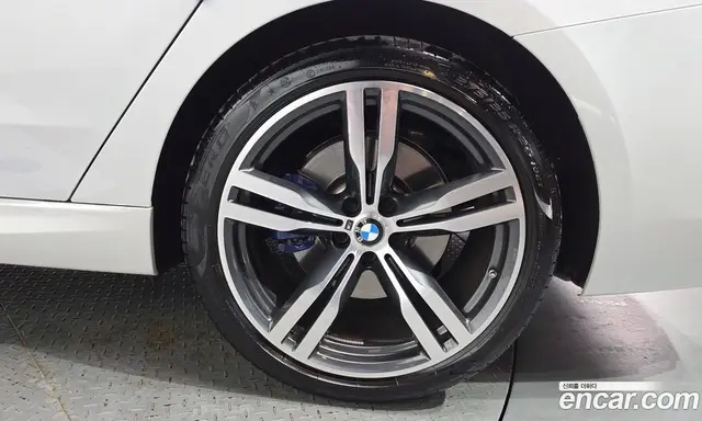BMW 6 серия 2023 3.0 автомат (гидро), миниатюра 7