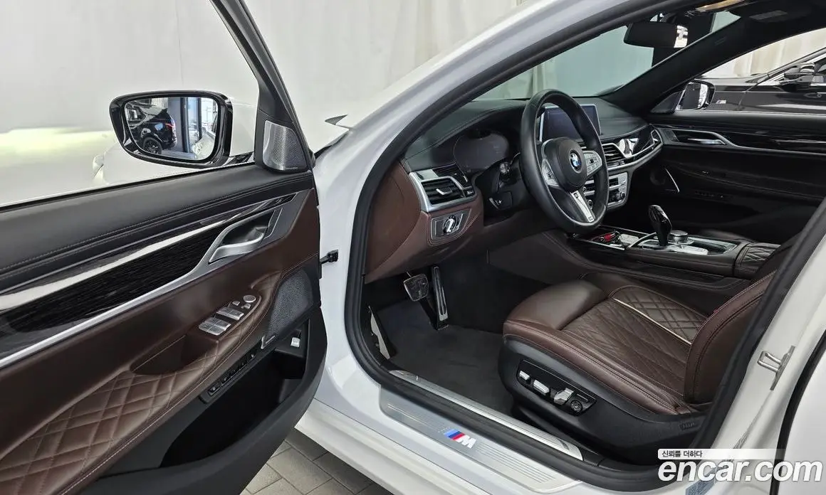 BMW 7 серия 2022 3.0 автомат (гидро), фото 13 BMW 7 серия 2022 3.0 автомат (гидро), фото 13