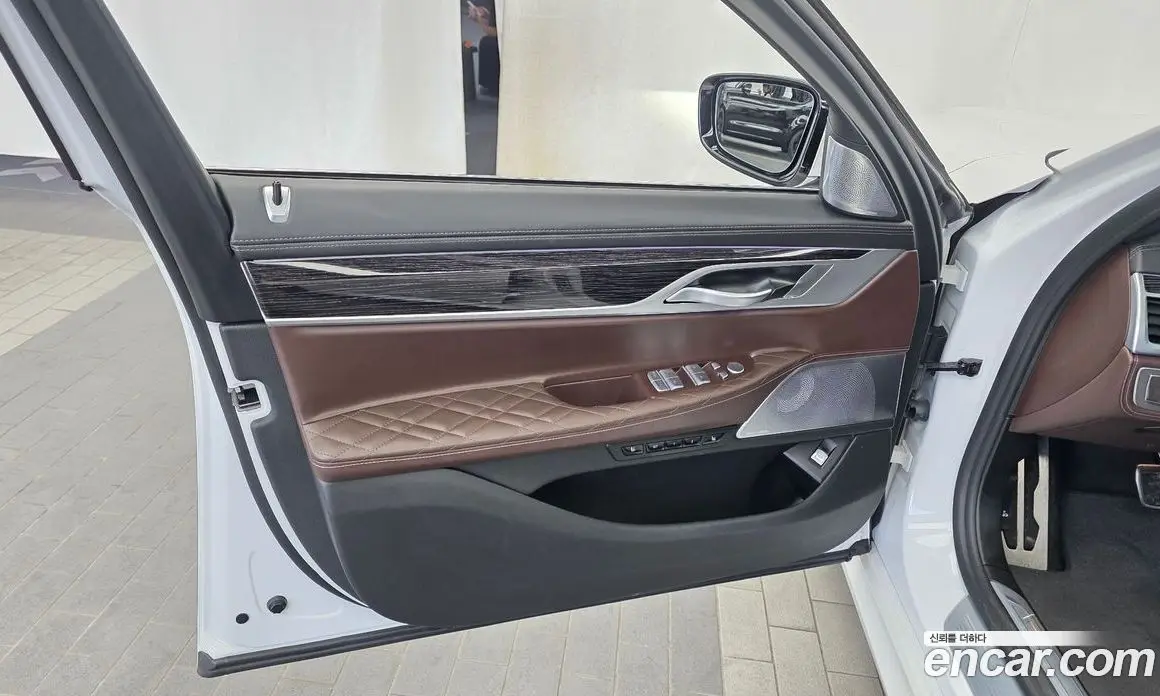 BMW 7 серия 2022 3.0 автомат (гидро), фото 14 BMW 7 серия 2022 3.0 автомат (гидро), фото 14