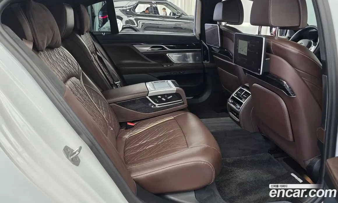 BMW 7 серия 2022 3.0 автомат (гидро), фото 17 BMW 7 серия 2022 3.0 автомат (гидро), фото 17