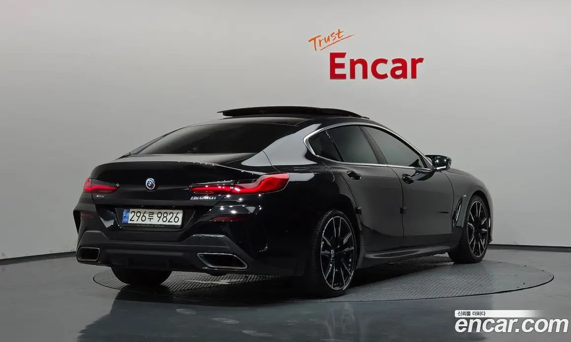 BMW 8 серия 2022 4.4 автомат (гидро), фото 2 BMW 8 серия 2022 4.4 автомат (гидро), фото 2