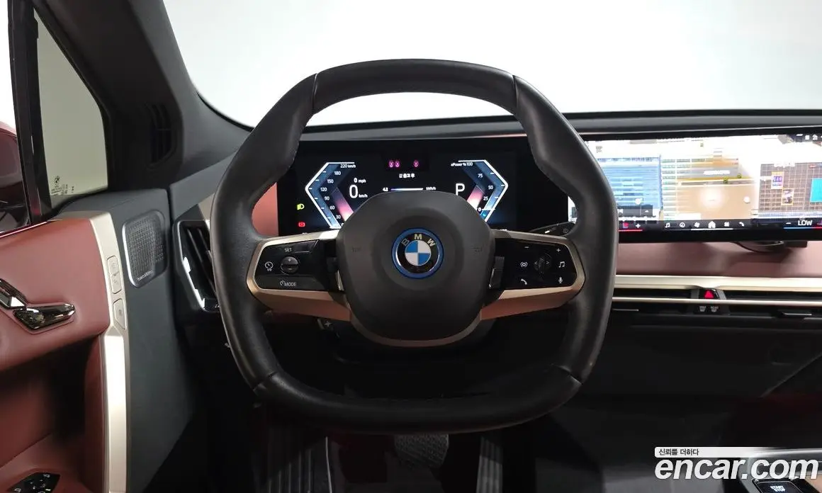 BMW iX 2024 0.3 автомат (гидро), фото 17