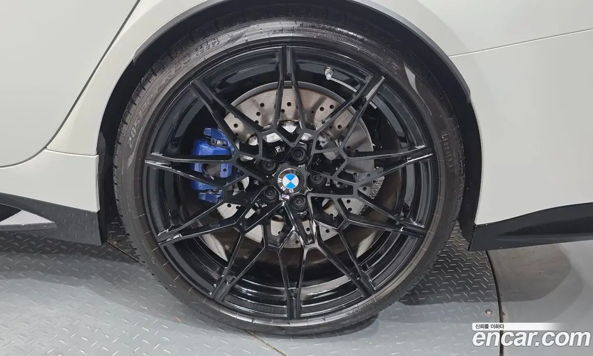 BMW M3 2025 3.0 автомат (гидро), фото 7 BMW M3 2025 3.0 автомат (гидро), фото 7