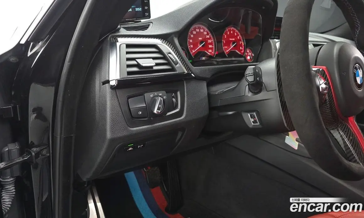 BMW M4 2018 3.0 автомат (гидро), фото 18 BMW M4 2018 3.0 автомат (гидро), фото 18