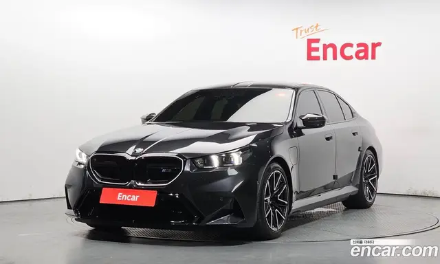 BMW M5, 2025, 8 998 км