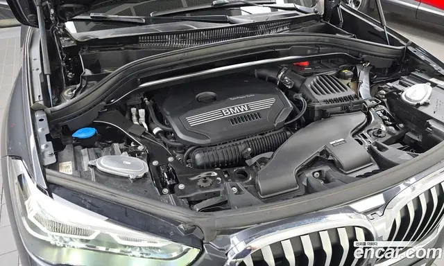 BMW X1 2022 2.0 автомат (гидро), миниатюра 6