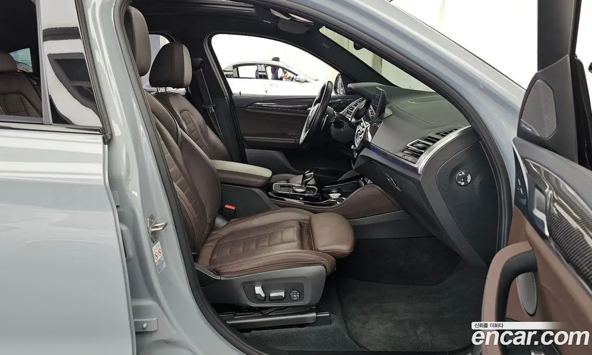 BMW X4 2022 3.0 автомат (гидро), фото 17