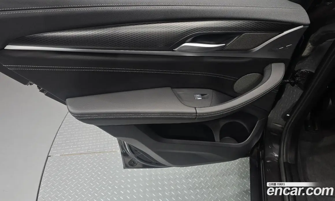 BMW X4 2022 2.0 автомат (гидро), фото 15