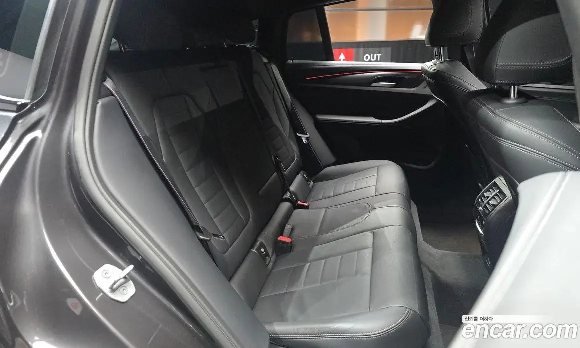 BMW X4 2022 2.0 автомат (гидро), фото 17