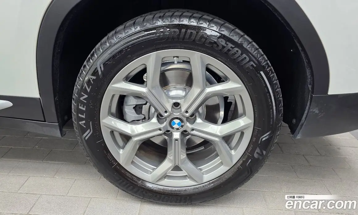 BMW X4 2023 2.0 автомат (гидро), фото 7 BMW X4 2023 2.0 автомат (гидро), фото 7