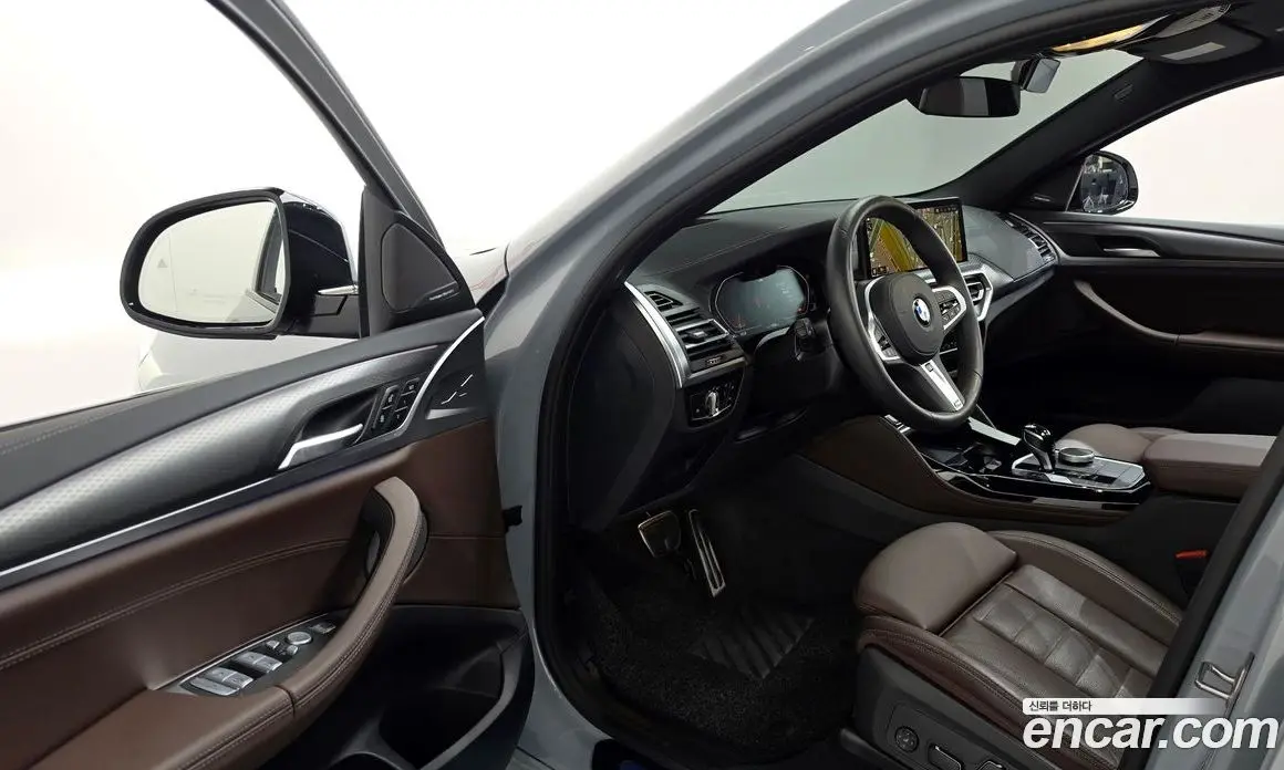 BMW X4 2025 2.0 автомат (гидро), фото 13