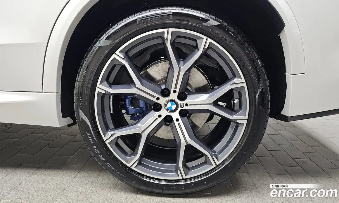 BMW X5 2025 3.0 автомат (гидро), фото 7
