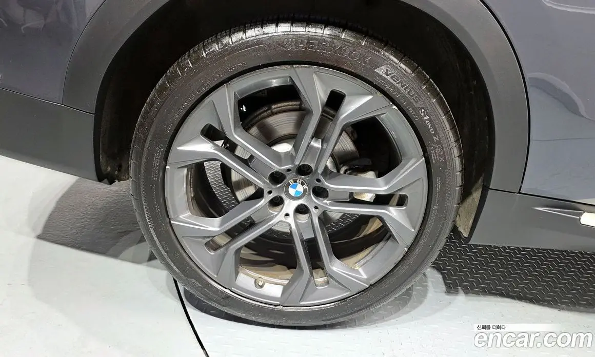 BMW X6 2019 3.0 автомат (гидро), фото 5 BMW X6 2019 3.0 автомат (гидро), фото 5