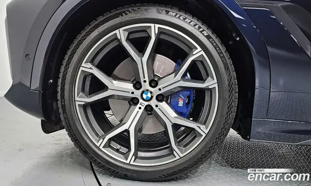 BMW X6 2021 3.0 автомат (гидро), миниатюра 5