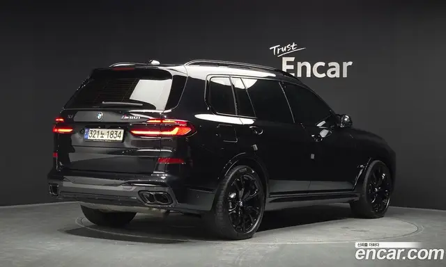 BMW X7, 2023, 15 589 км