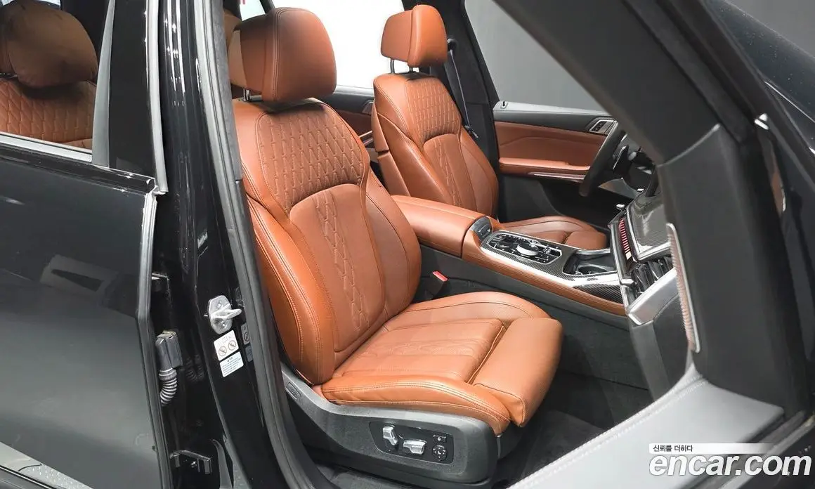 BMW X7 2023 4.4 автомат (гидро), фото 15