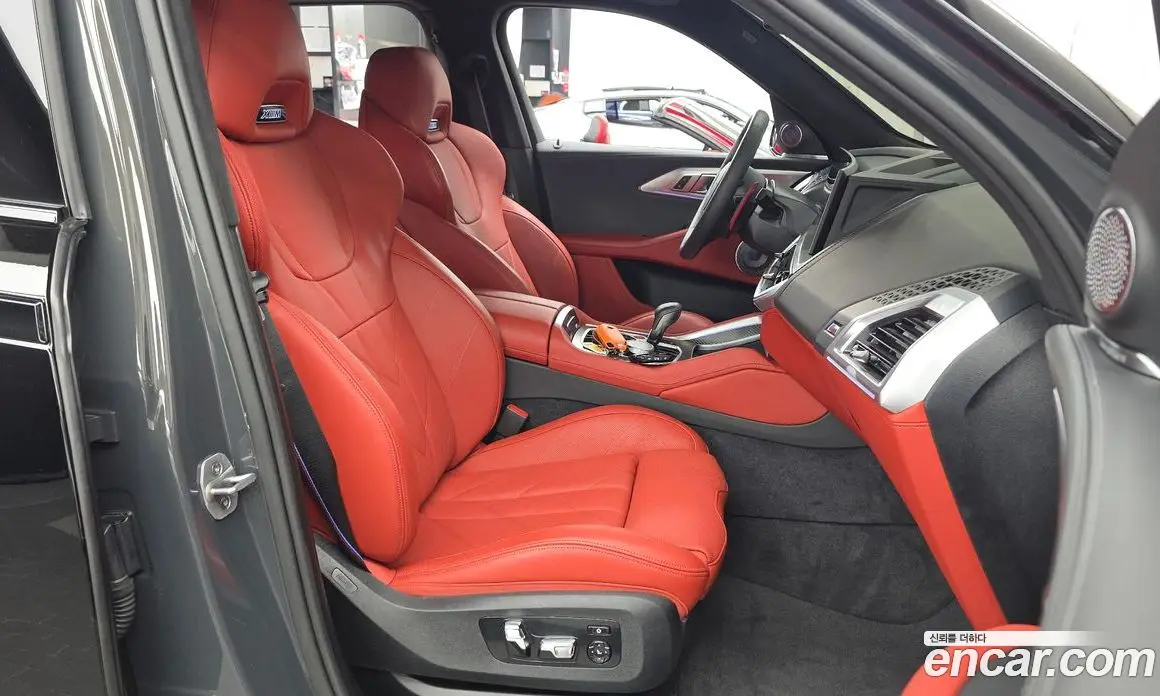 BMW XM 2025 4.4 автомат (гидро), фото 17 BMW XM 2025 4.4 автомат (гидро), фото 17