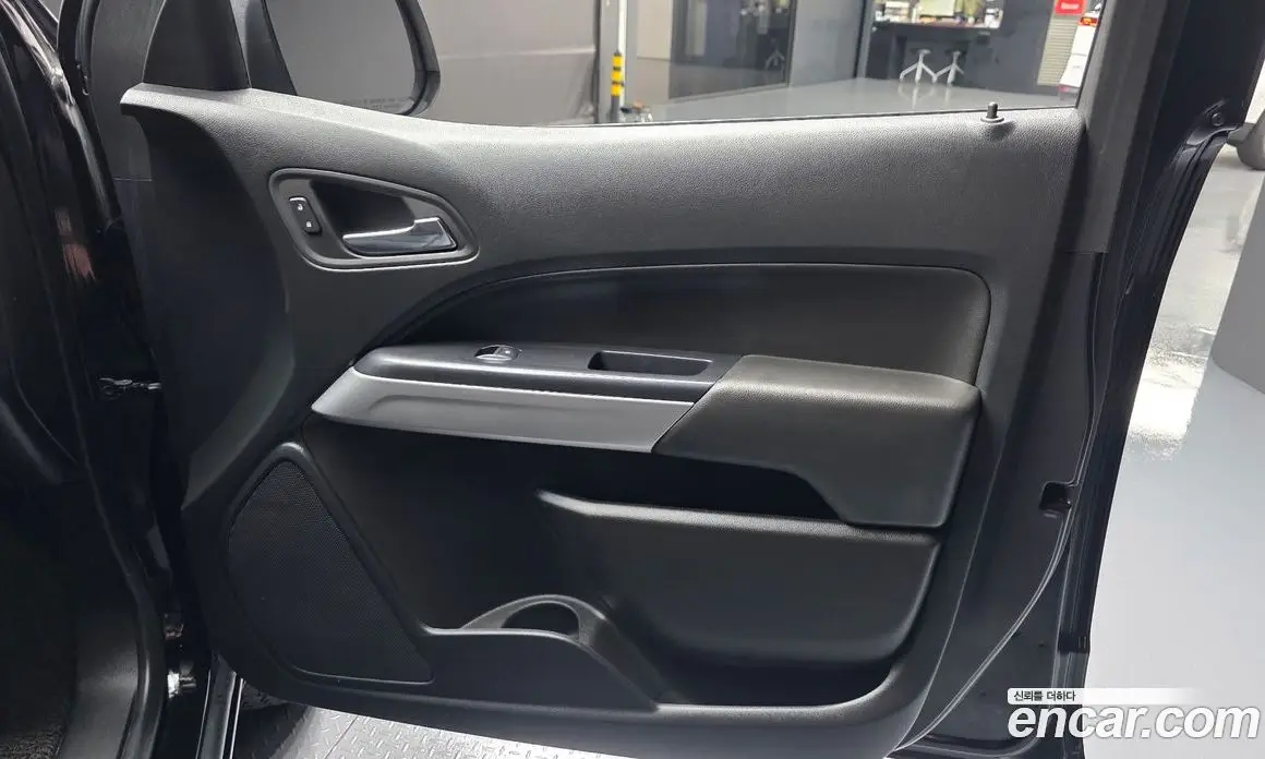 Chevrolet Colorado 2020 3.6 автомат (гидро), фото 15