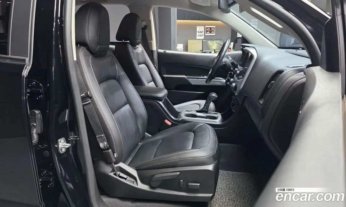 Chevrolet Colorado 2020 3.6 автомат (гидро), фото 17