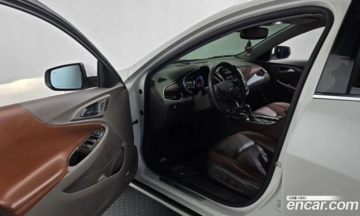 Chevrolet Malibu 2016 2.0 автомат (гидро), фото 13