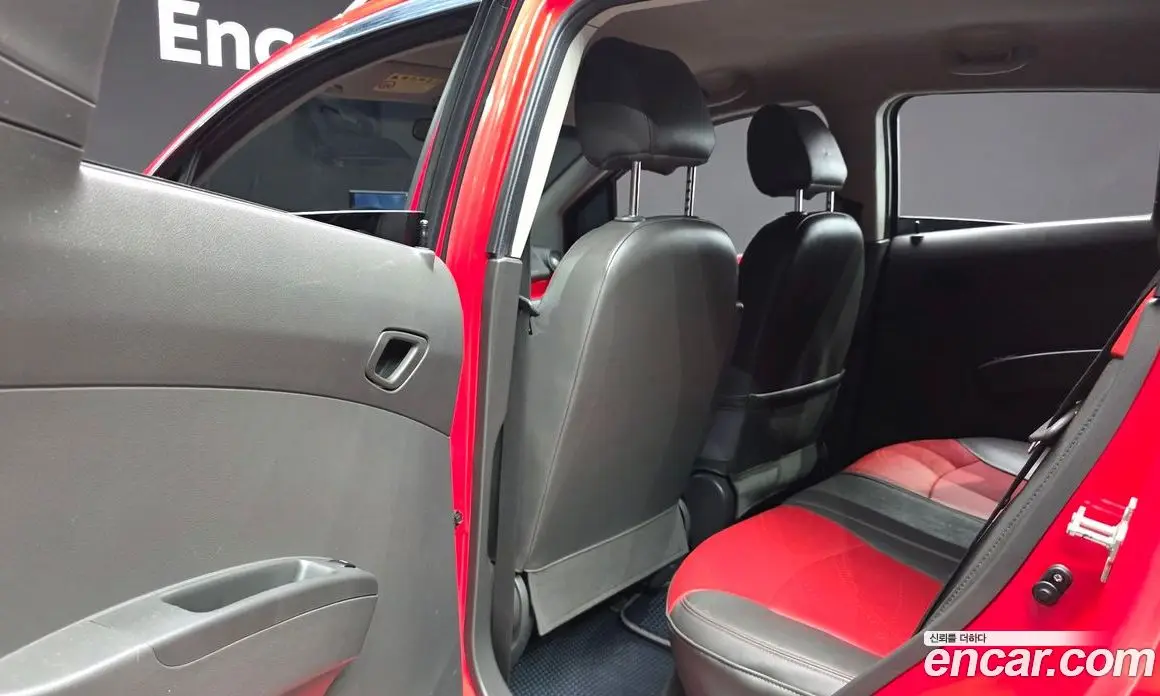 Chevrolet Spark 2013 1.0 автомат (гидро), фото 17 Chevrolet Spark 2013 1.0 автомат (гидро), фото 17
