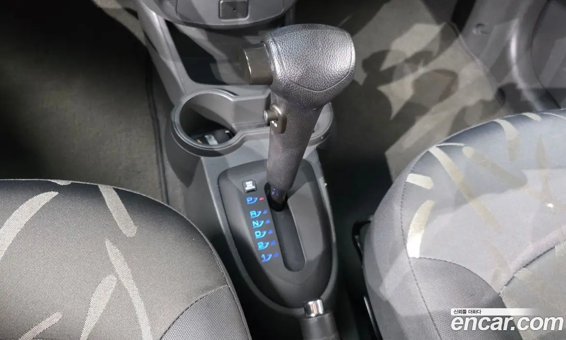 Chevrolet Spark 2013 1.0 автомат (гидро), фото 9