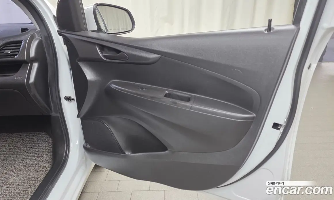 Chevrolet Spark 2015 1.0 автомат (гидро), фото 13