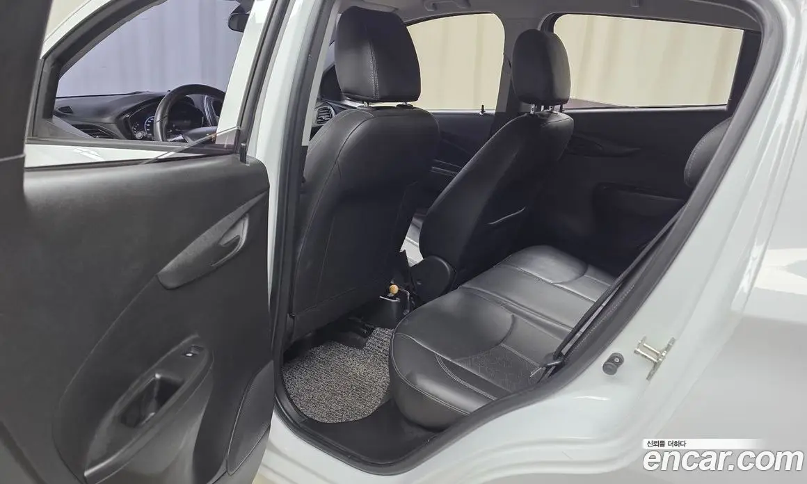 Chevrolet Spark 2015 1.0 автомат (гидро), фото 17