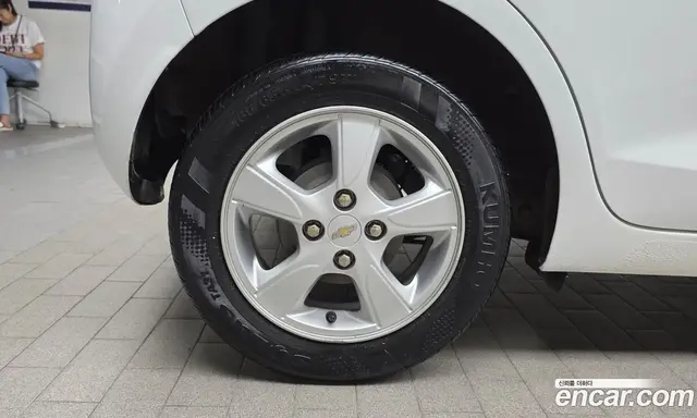 Chevrolet Spark 2015 1.0 автомат (гидро), миниатюра 4