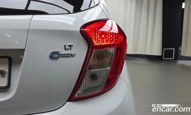 Chevrolet Spark 2015 1.0 автомат (гидро), миниатюра 8
