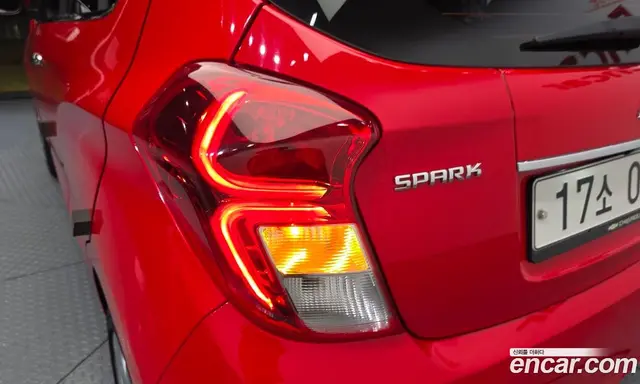 Chevrolet Spark 2016 1.0 автомат (гидро), миниатюра 9