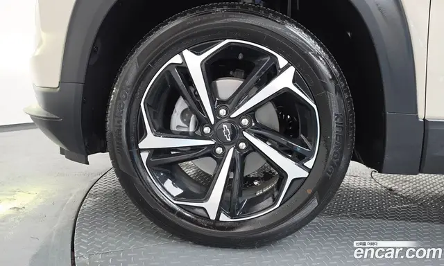 Chevrolet TrailBlazer 2025 1.3 автомат (гидро), миниатюра 5