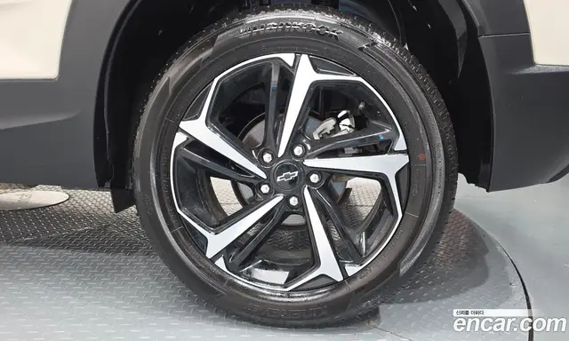 Chevrolet TrailBlazer 2025 1.3 автомат (гидро), миниатюра 7