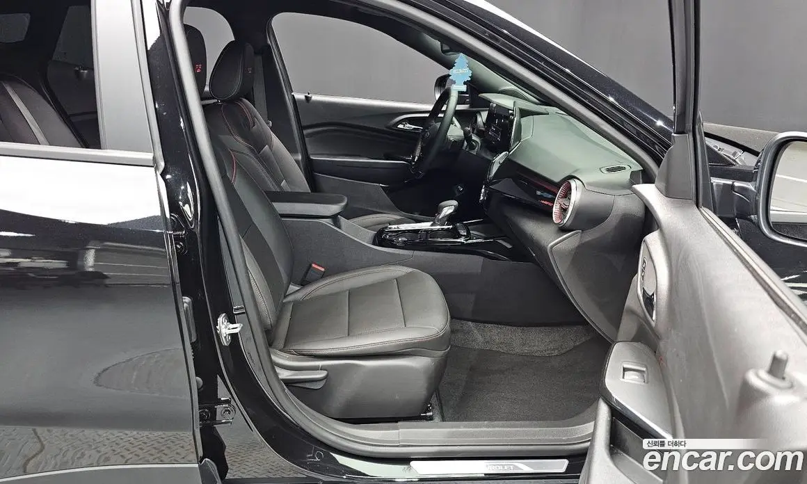 Chevrolet Trax 2025 1.2 автомат (гидро), фото 15