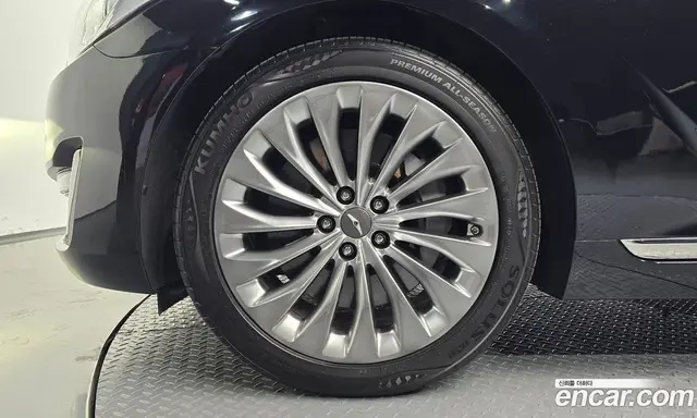 Genesis EQ900 2016 3.3 автомат (гидро), миниатюра 5