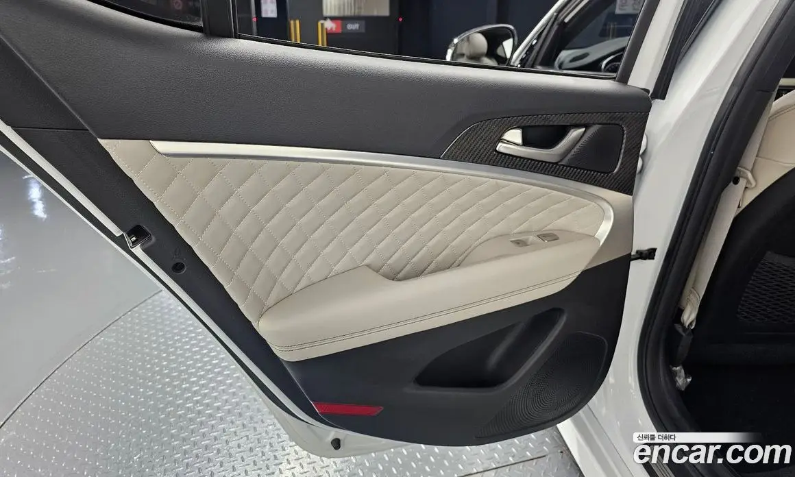 Genesis G70 2021 2.0 автомат (гидро), фото 14 Genesis G70 2021 2.0 автомат (гидро), фото 14