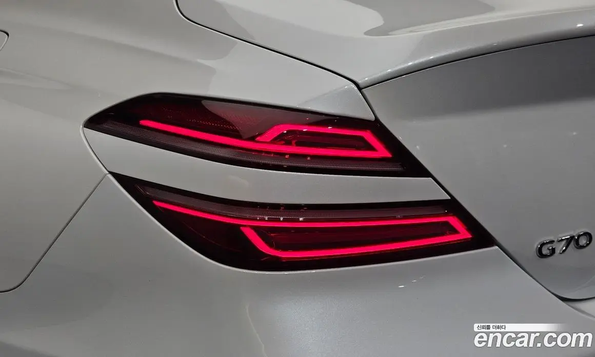 Genesis G70 2021 2.0 автомат (гидро), фото 8 Genesis G70 2021 2.0 автомат (гидро), фото 8