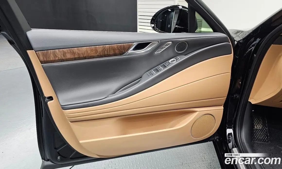 Genesis G80 2023 2.5 автомат (гидро), фото 13