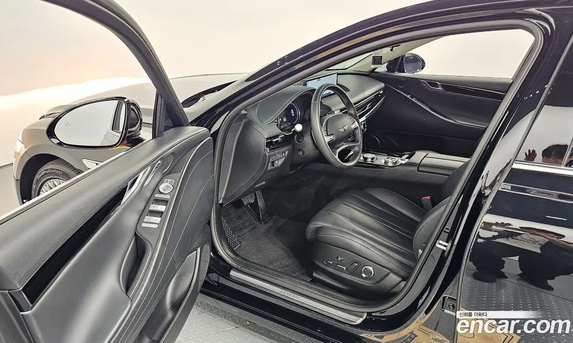 Genesis G80 2023 2.5 автомат (гидро), фото 13