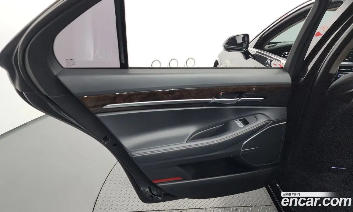 Genesis G90 2018 3.8 автомат (гидро), фото 15
