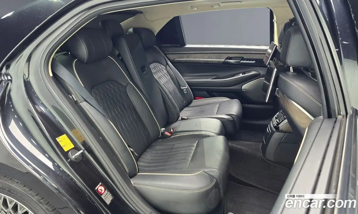 Genesis G90 2019 3.3 автомат (гидро), фото 16 Genesis G90 2019 3.3 автомат (гидро), фото 16
