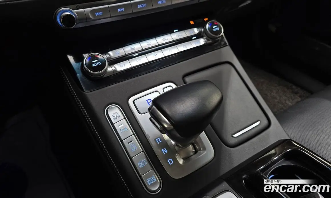 Genesis G90 2019 3.8 автомат (гидро), фото 12 Genesis G90 2019 3.8 автомат (гидро), фото 12