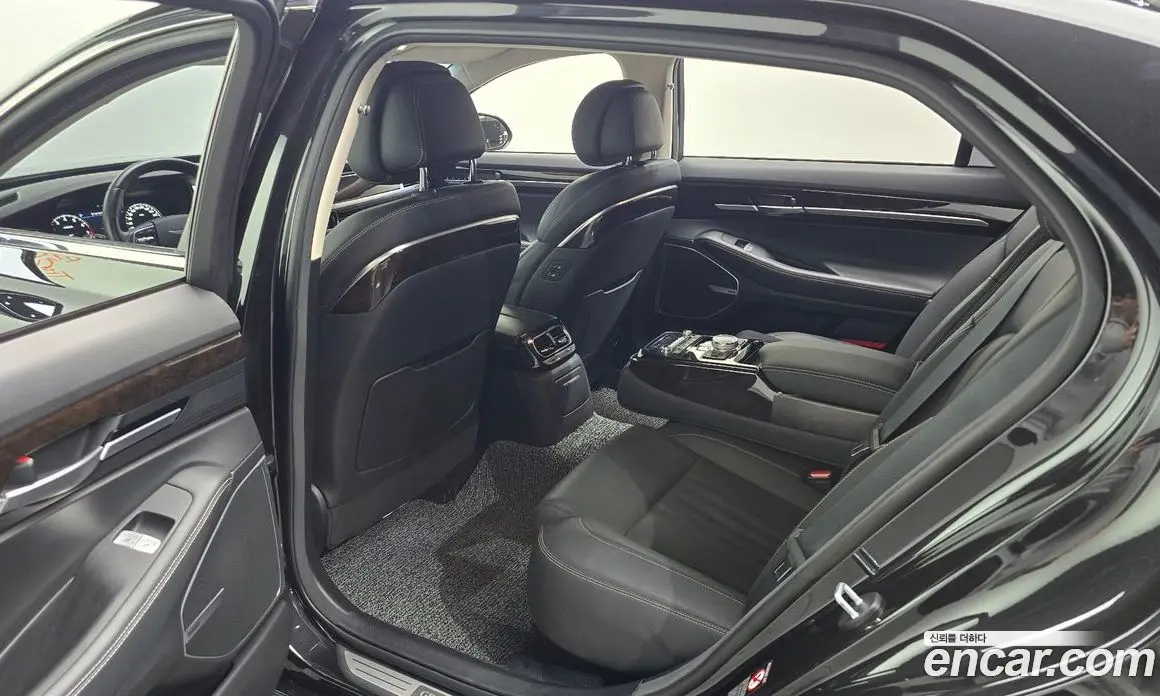Genesis G90 2019 3.8 автомат (гидро), фото 18 Genesis G90 2019 3.8 автомат (гидро), фото 18