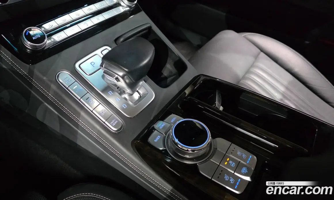 Genesis G90 2019 3.8 автомат (гидро), фото 12